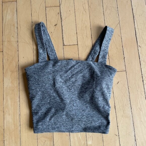VUORI | clean elevation cropped tank - Picture 1 of 4